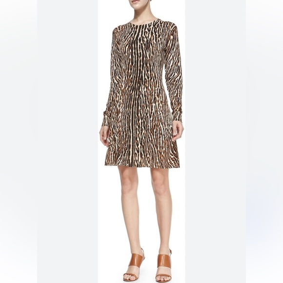 New Michael Kors Fit & Flare Leopard Animal Print Long Sleeve Sweater Dress Sm - Picture 3 of 14